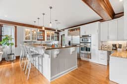 Linden Hills Haven - Image 2