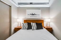 Sable 704 - One Bedroom - Image 2