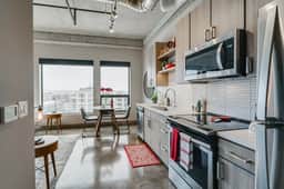 Sable 807 - One Bedroom - Image 2