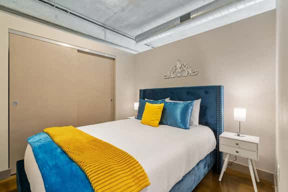 Sable 604 - One Bedroom - Image 1
