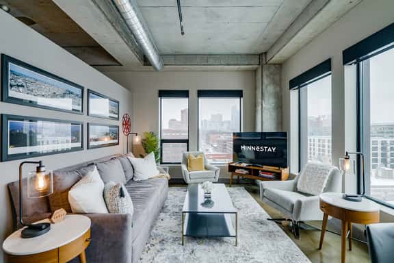 Sable 807 - One Bedroom - Image 1