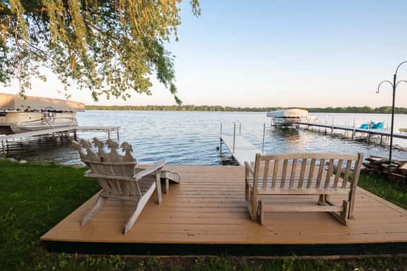 Water's Edge Retreat - Image 1