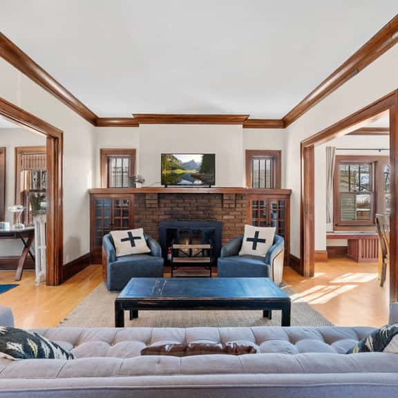 Fulton Lodge - Image 1