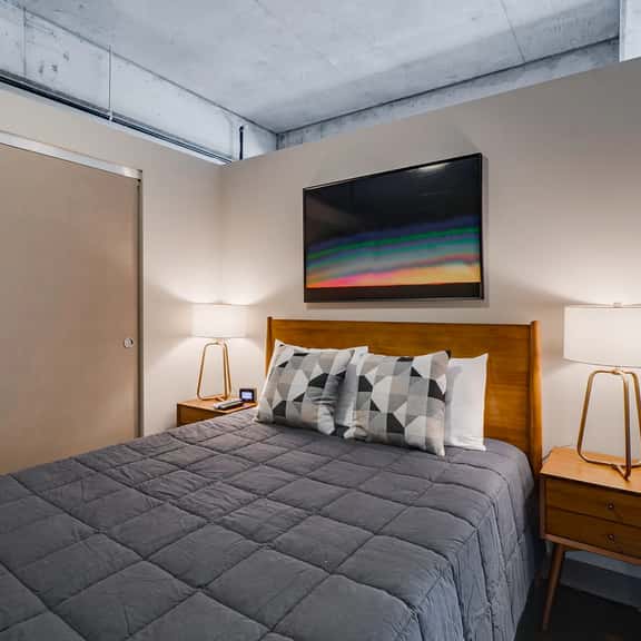 Sable 606 - One Bedroom - Image 1