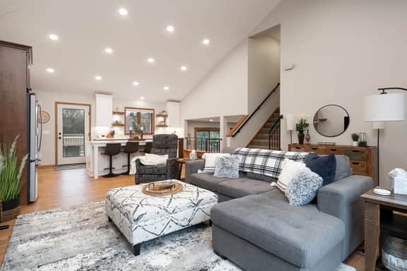 Creekside Lodge - Image 4