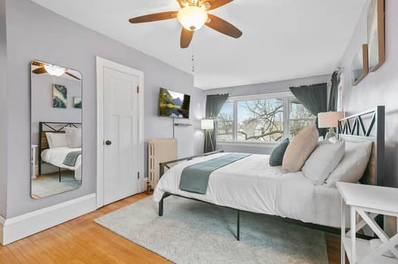 Lyndale Pleasant Getaway
