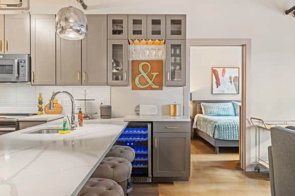 Sable 205 - Two Bedroom - Image 3