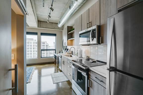 Sable 606 - One Bedroom - Image 3