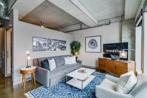 Sable 606 - One Bedroom - Image 2