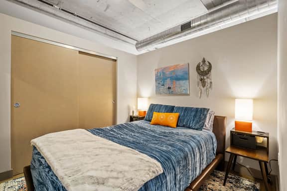 Sable 804 - One Bedroom - Image 2