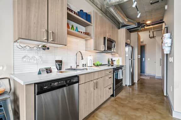 Sable 804 - One Bedroom - Image 4