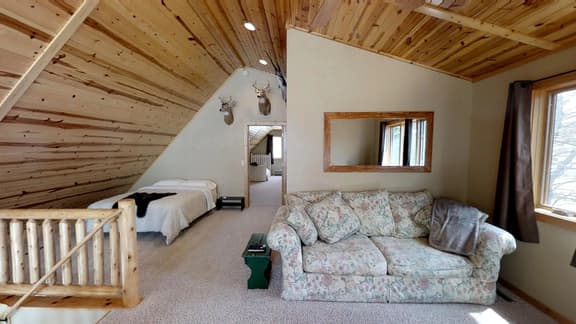 Lakefront Hideaway
